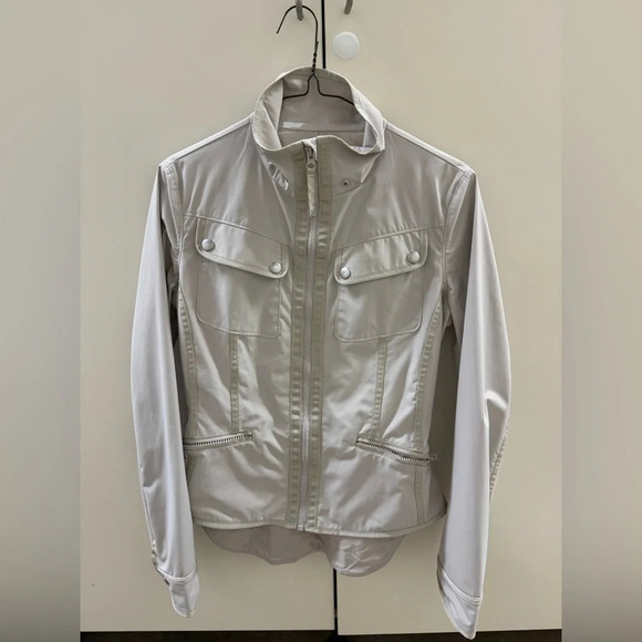 lululemon athletica Jackets & Blazers - Lululemon Peplum Rainjacket size 2 w/ hood